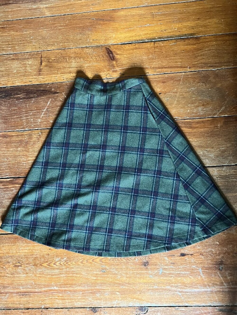 Green and purple Tartan Modcloth Skirt, beautiful winter retro style XS